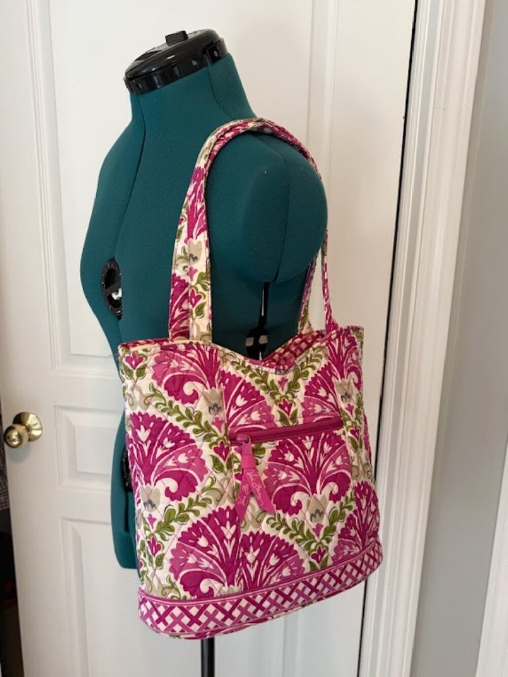 Vera Bradley Retired Quilted Julep Tulip Floral Shoulder Medium Tote Purse
